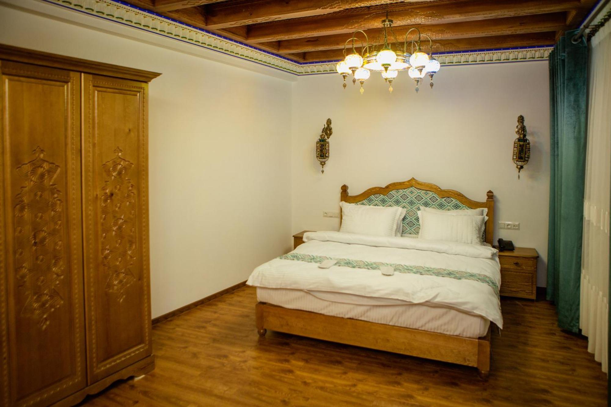 Istat Boutique Hotel Buhara Kültér fotó
