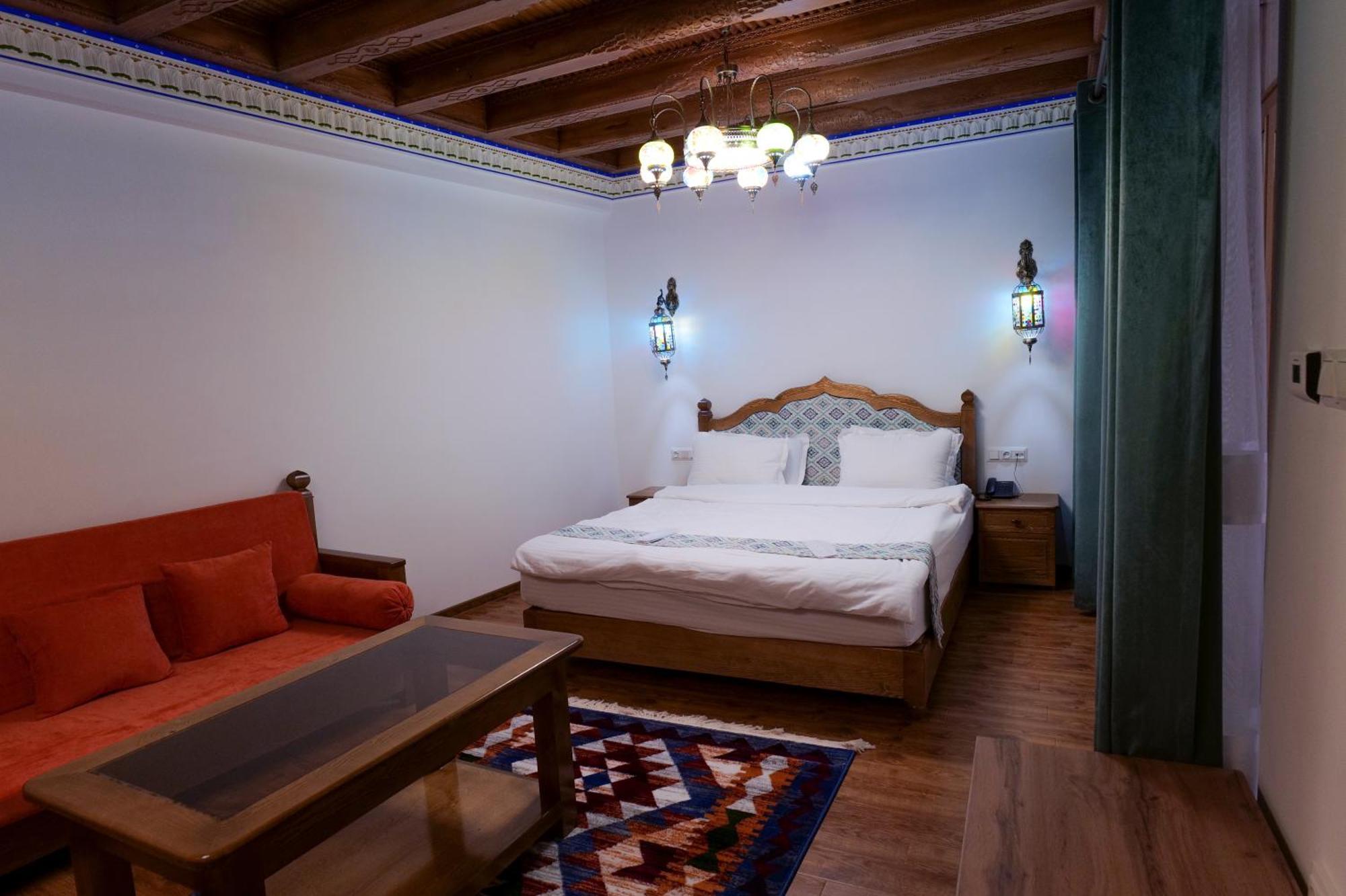 Istat Boutique Hotel Buhara Kültér fotó